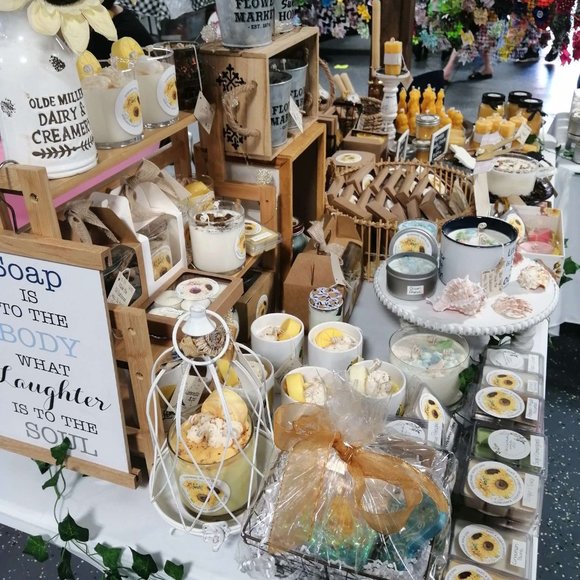 Hand-poured Honeycomb Beeswax Pillar - Picture 7 of 10